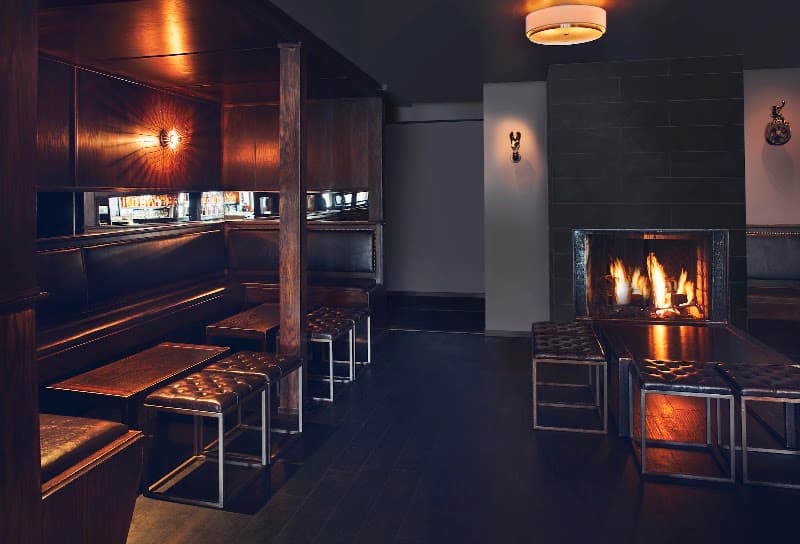 Zeki's Bar